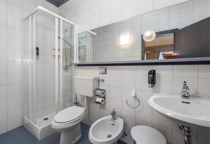 חדר סטנדרט, Pippo