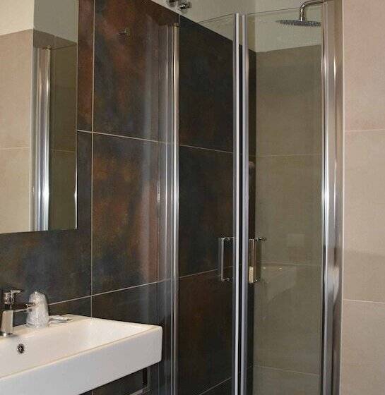 标准间带阳台, Suez