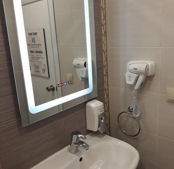 اتاق استاندارد, Three Dolphins Hotel With Rooftop Terracе