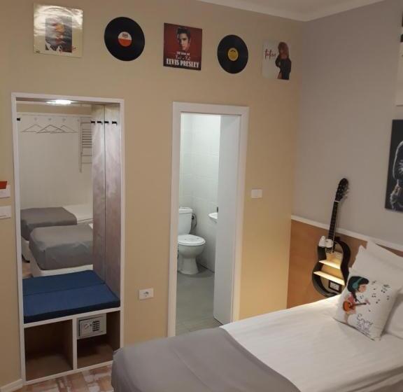 اتاق استاندارد, Three Dolphins Hotel With Rooftop Terracе