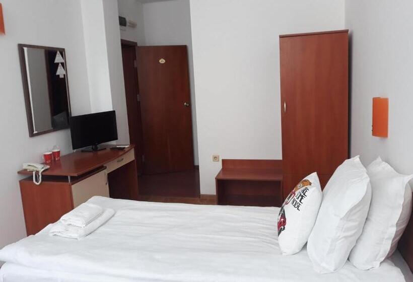 اتاق استاندارد, Three Dolphins Hotel With Rooftop Terracе