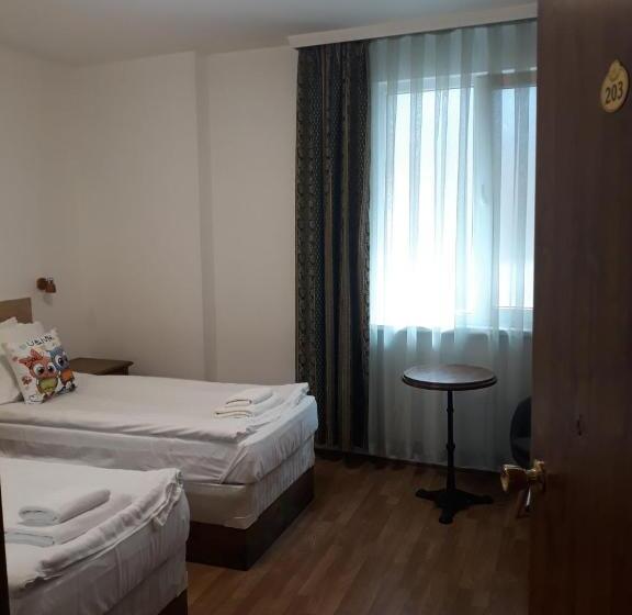 اتاق استاندارد, Three Dolphins Hotel With Rooftop Terracе