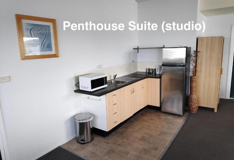 סוויטת פנטהאוז, Beachhouse Mollymook