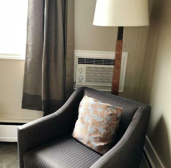 스탠다드 룸 더블 침대 2개, Seasons Inn Halifax