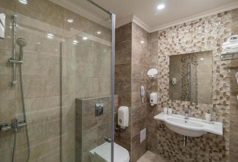 패밀리 아파트, Sunny Castle Hotel All Inclusive And Free Parking