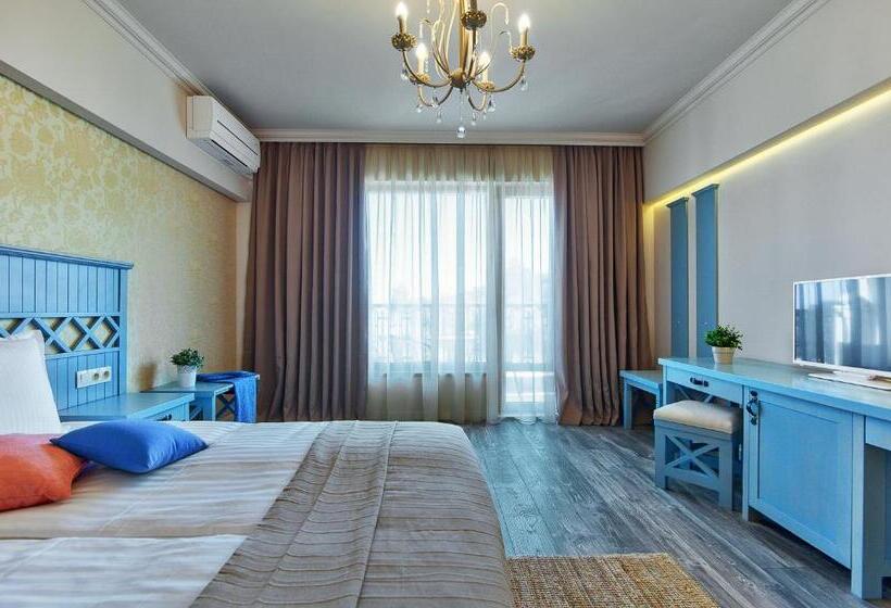 패밀리 아파트, Sunny Castle Hotel All Inclusive And Free Parking