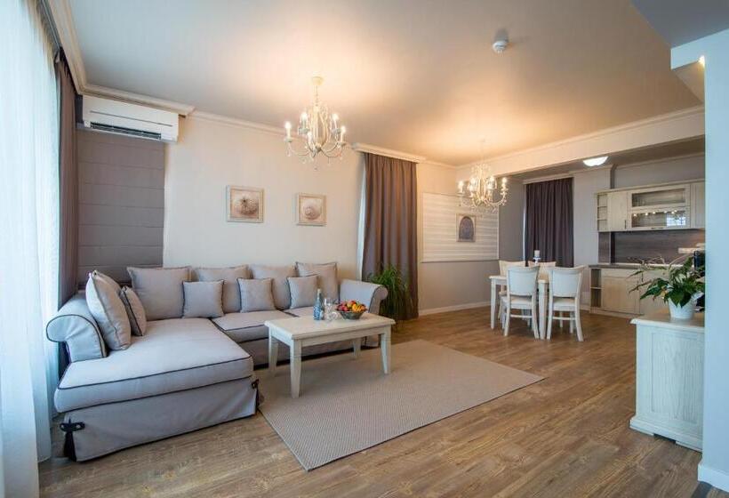Апартаменты 1 Спальня Вид на Море, Sunny Castle Hotel   All Inclusive And Free Parking