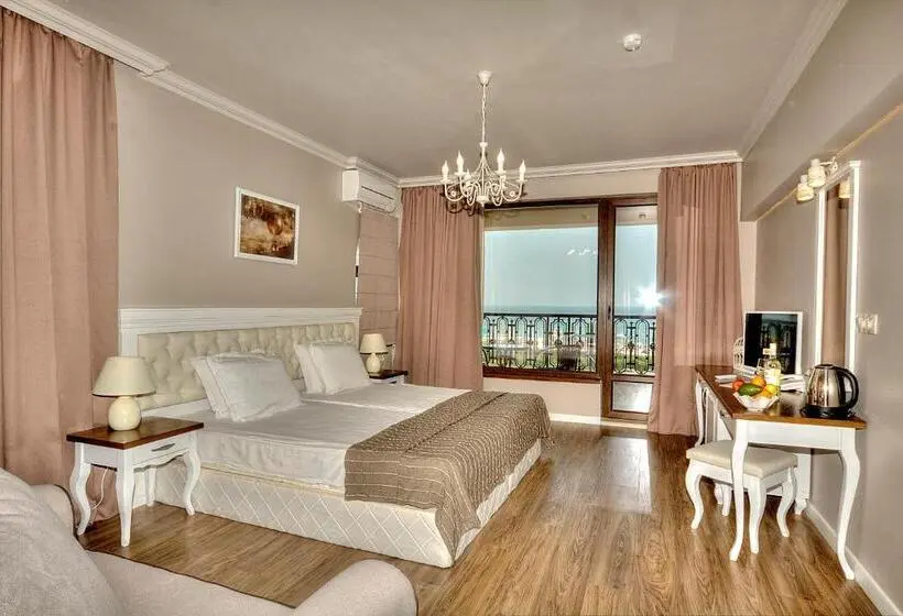 バルコニー付きスタンダードルーム, Sunny Castle Hotel   All Inclusive And Free Parking