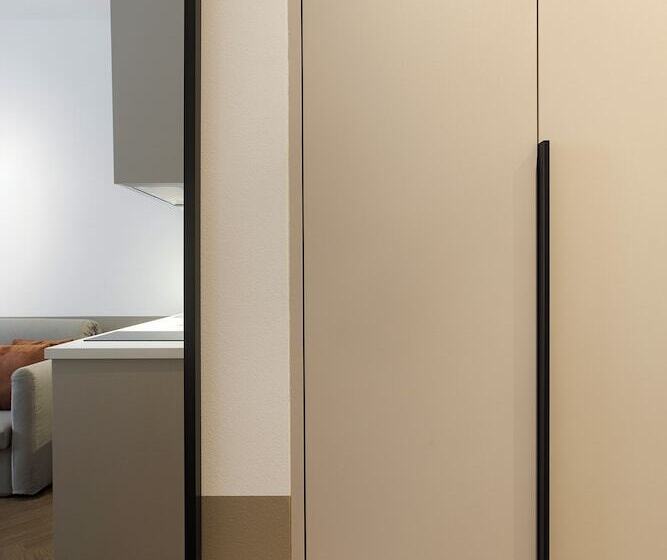 スーペリアスタジオ, Ermass Modern Living Apartments