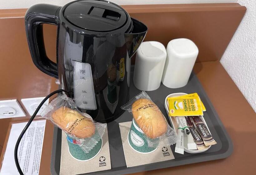 スタンダードルーム, Halte