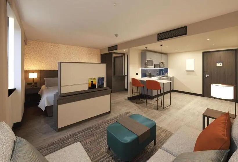 سوئیت با تخت بزرگ, Hyatt House Leeds