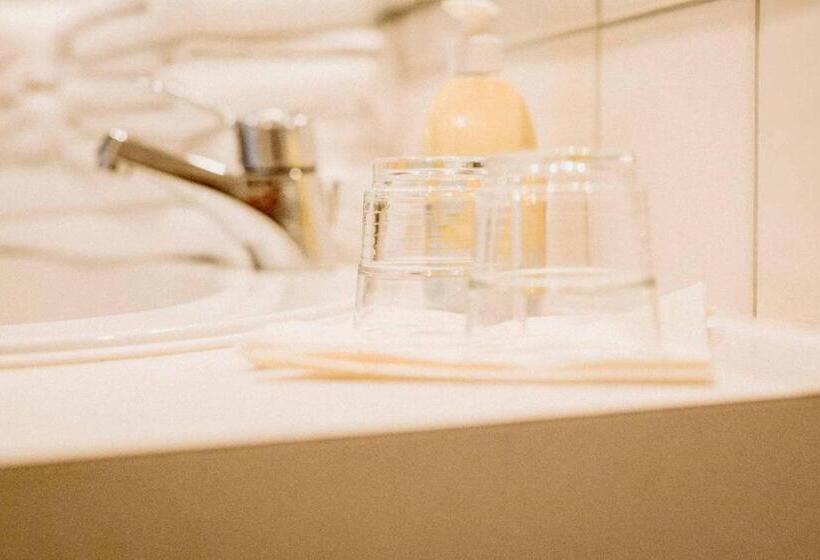 バルコニー付きスタンダードルーム, Kurhotel San Andreas