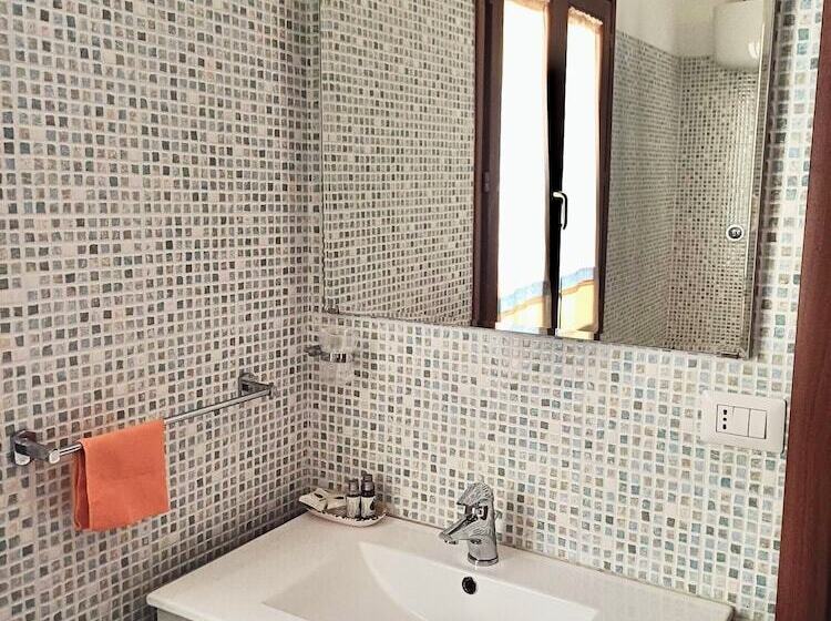 オーシャンビュースイート, Residence With Private Beach In Bosa Marina Just 100 Meters From The Sea