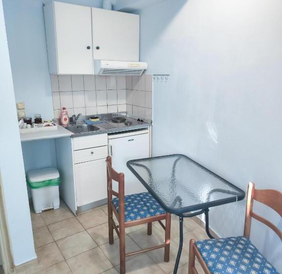 テラス付き1ベッドルームアパートメント, Menta Studios