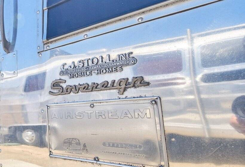 Студия Superior, Acres Landing