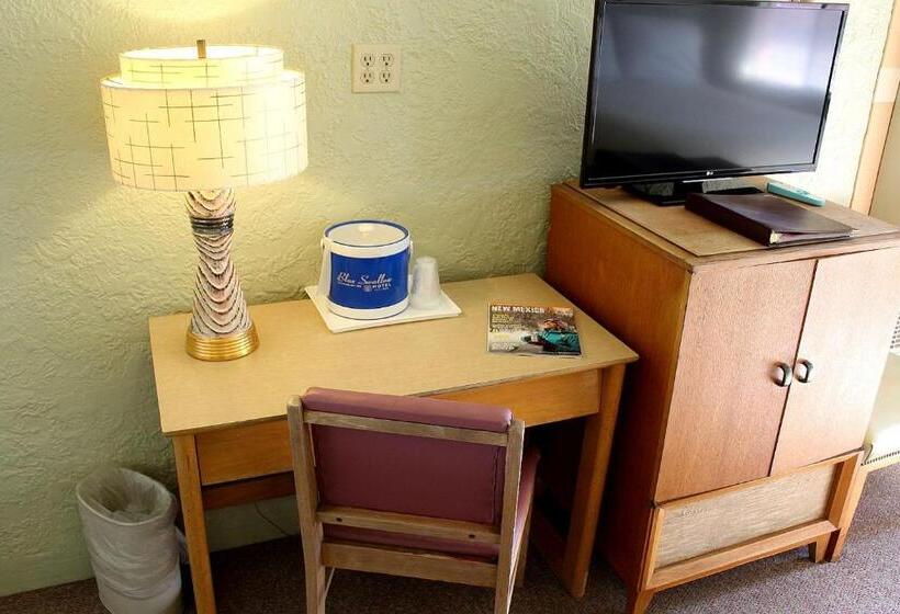 غرفة قياسية, Blue Swallow Motel