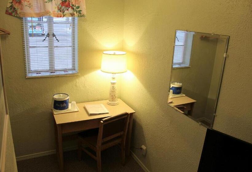 غرفة قياسية, Blue Swallow Motel