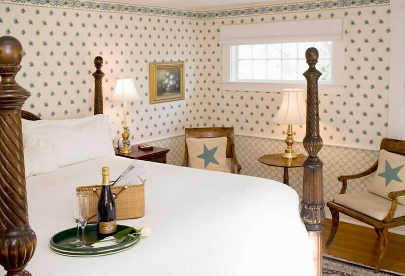 اتاق لوکس, Sherburne Inn