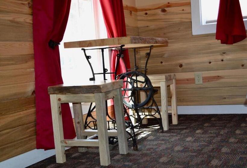 标准间, Black Elk Resort