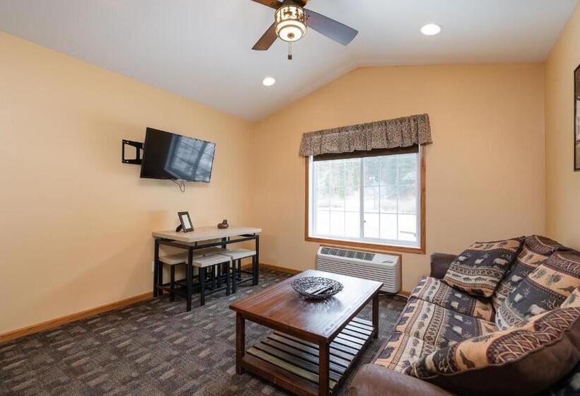 小室, Black Elk Resort