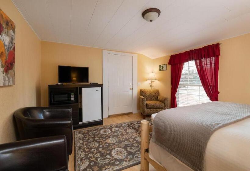 小室, Black Elk Resort