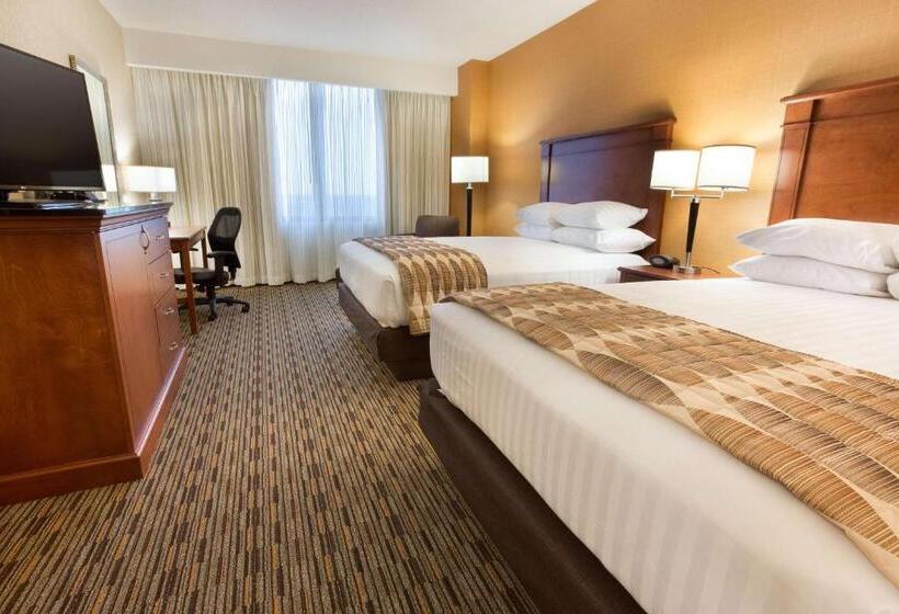 חדר סופריור מותאם לאדם עם מוגבלויות, Drury Plaza Hotel Indianapolis Carmel