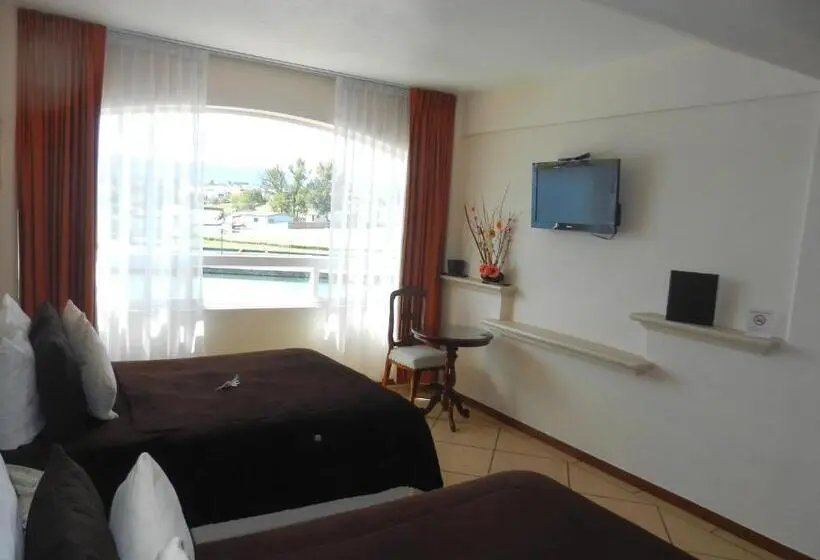 Superior room with lake view, 9 Manantiales