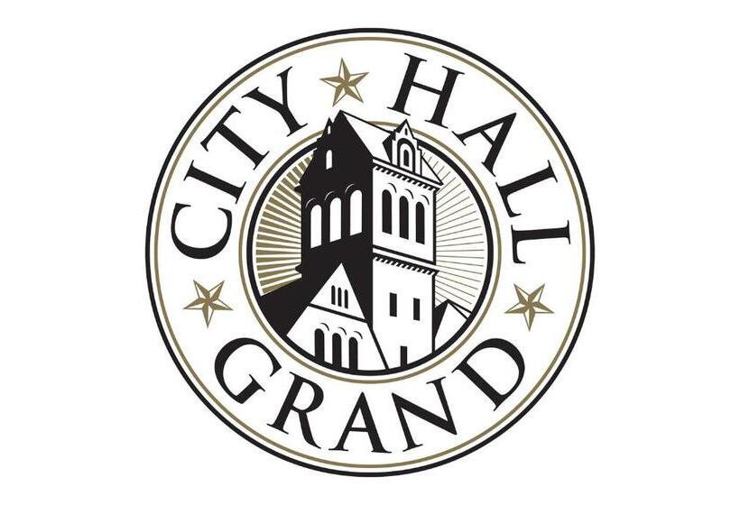 Трежместный Номер Economy, City Hall Grand