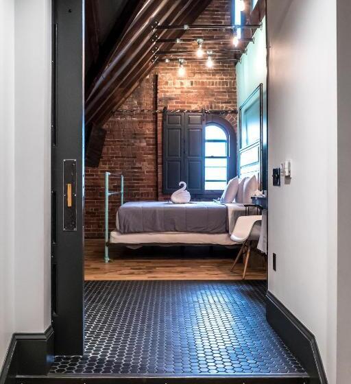 חדר סטודיו סטנדרד, City Hall Grand