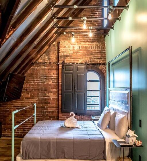 חדר סטודיו סטנדרד, City Hall Grand