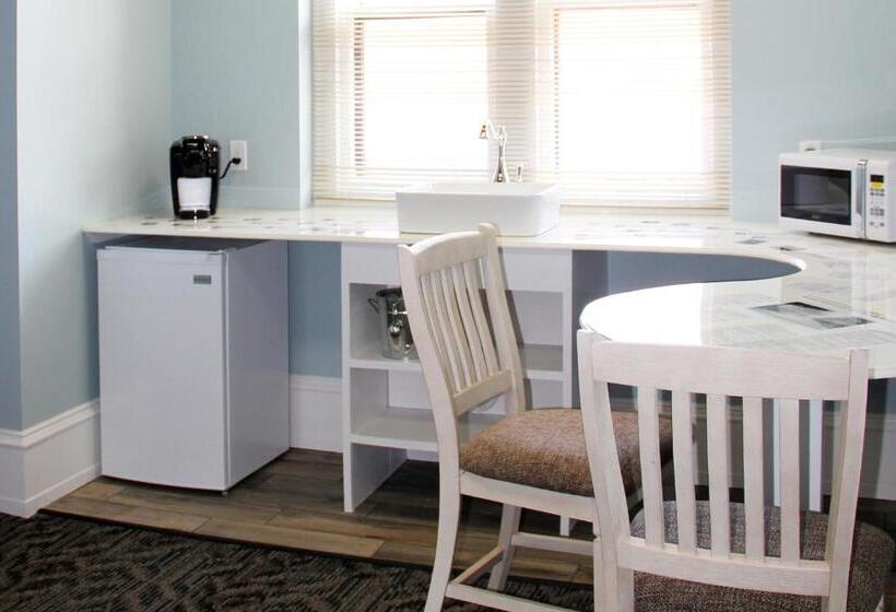 חדר סופריור לארבעה, City Hall Grand