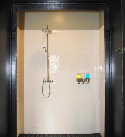 סוויטת ג'וניור, City Hall Grand