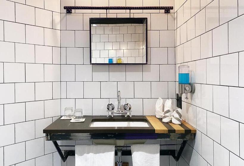 חדר סטנדרט עם מיטת קינג, City Hall Grand