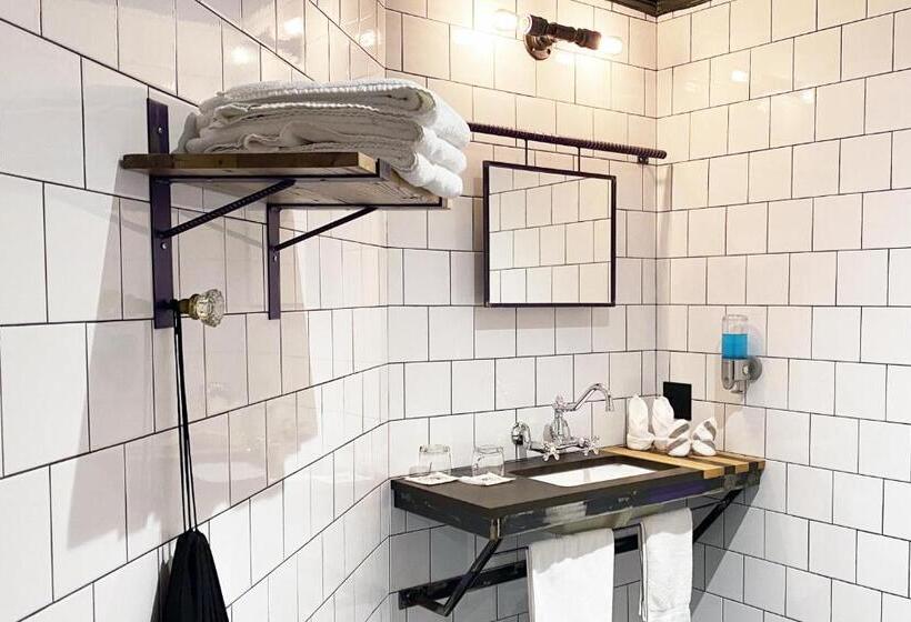 חדר סטנדרט עם מיטת קינג, City Hall Grand