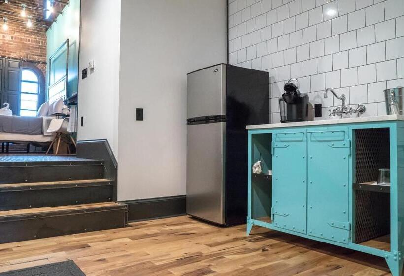 חדר סטודיו סטנדרד, City Hall Grand