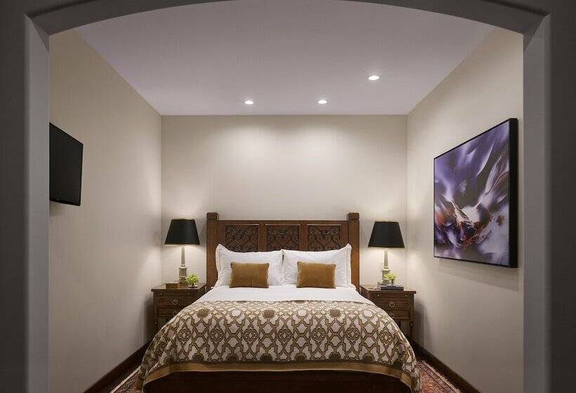 프리미엄 스위트, Plaza La Reina