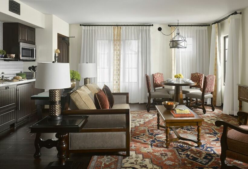 프리미엄 스위트, Plaza La Reina