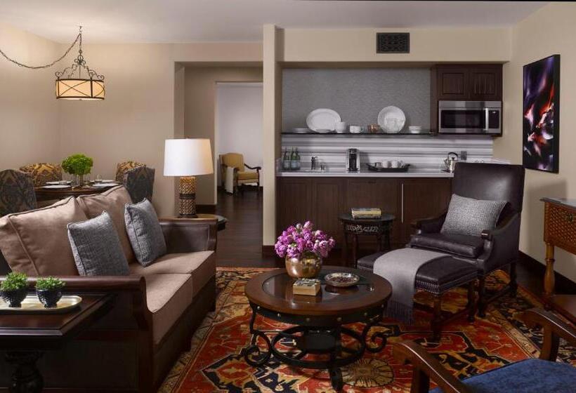 프리미엄 스위트, Plaza La Reina