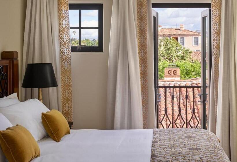 프리미엄 스위트, Plaza La Reina