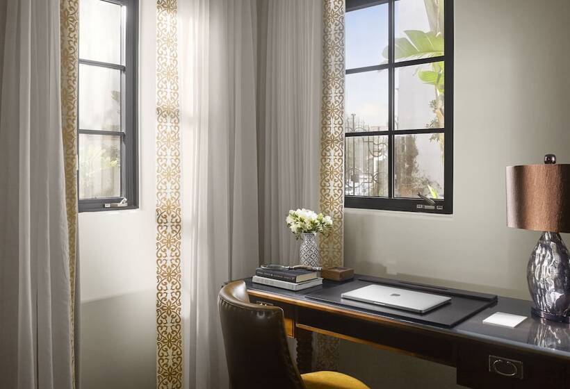 스위트, Plaza La Reina