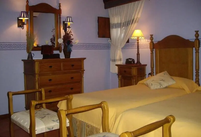 اتاق سوپریور, La Casa Del Abuelo