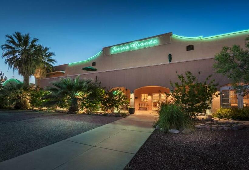 جناح جونيور مزوَّد بشرفة, Sierra Grande Lodge & Spa