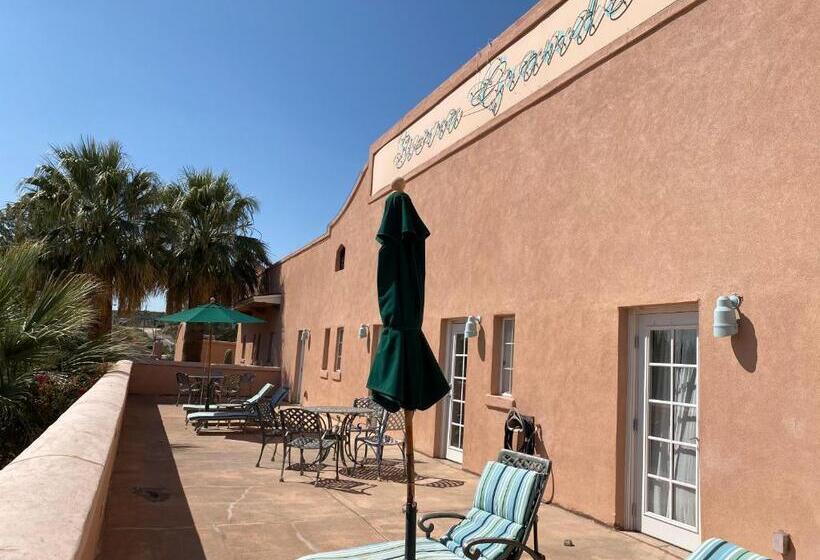 سوییت جونیور با بالکن, Sierra Grande Lodge & Spa