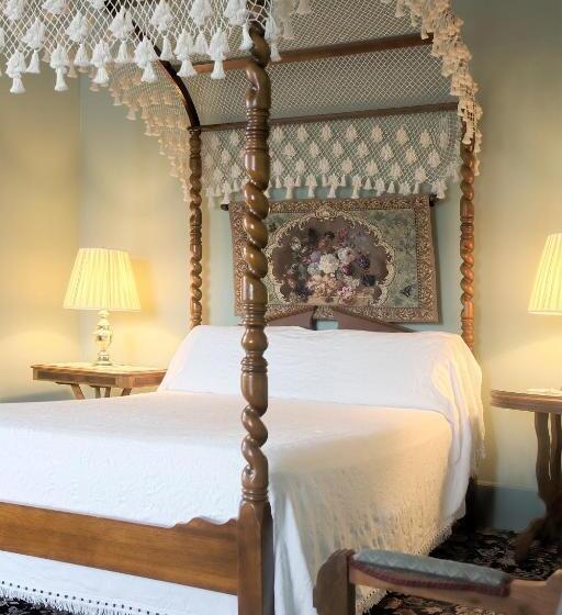 غرفة قياسية, The Weinhard