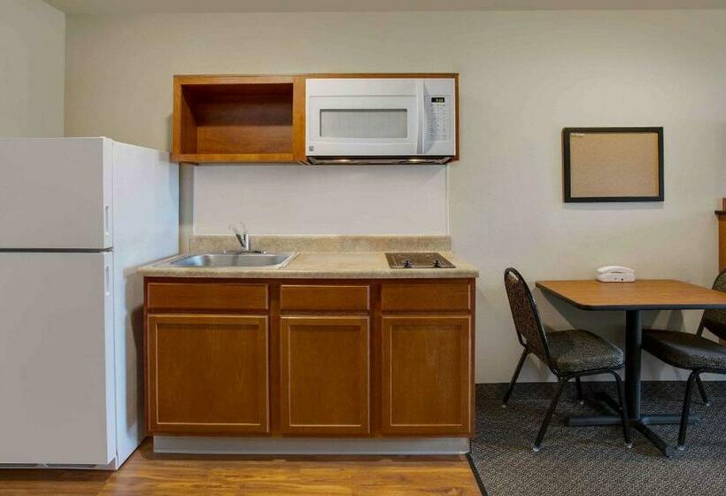 スタンダードルーム, Woodspring Suites Frederick I70