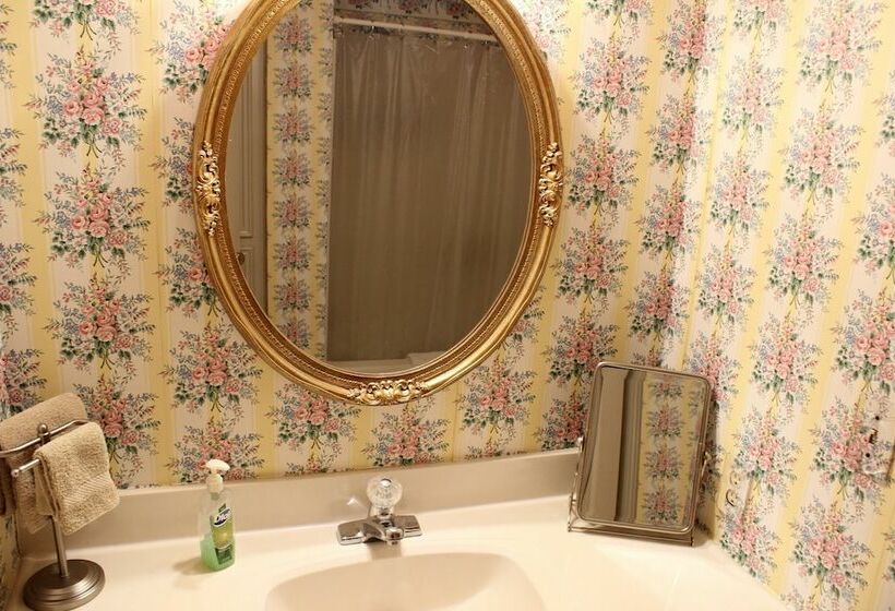 غرفة ديلوكس سرير كينج, Huffman House Bed & Breakfast