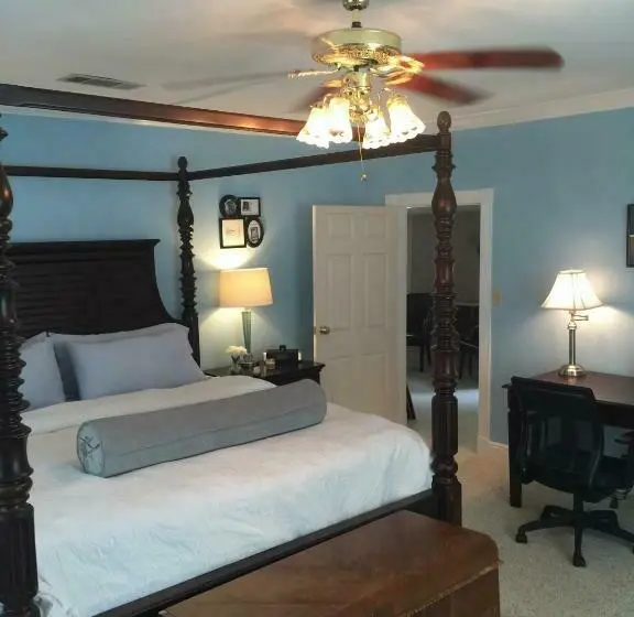キングサイズベッドのスタンダードルーム, Huffman House Bed & Breakfast