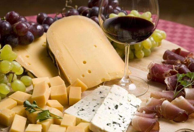 غرفة ديلوكس سرير كينج, Huffman House Bed & Breakfast