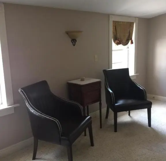 キングサイズベッドのデラックスルーム, Huffman House Bed & Breakfast