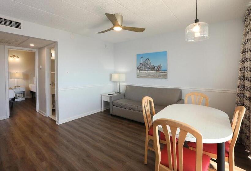 オーシャンビュースイート, Matador Oceanfront Resort